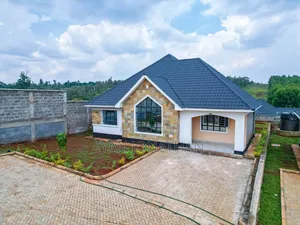 Furnished 3bdrm Bedsitter in Kilimani, State House Area for rent