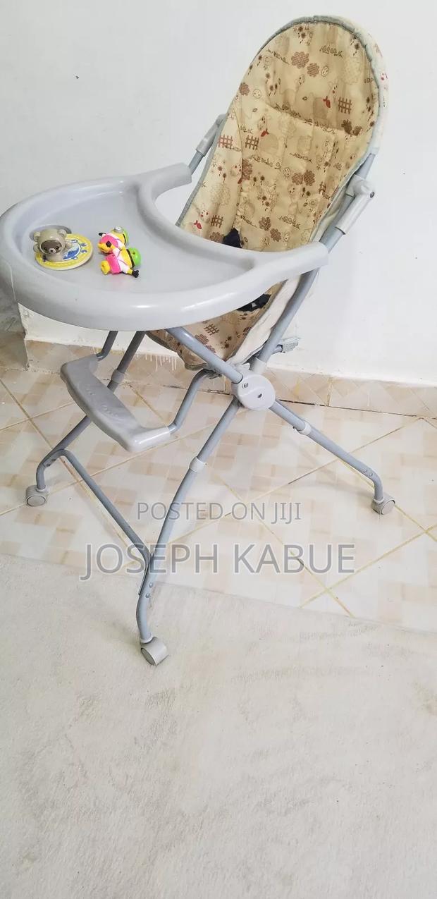 High Chair/Feeding Chair - main view
