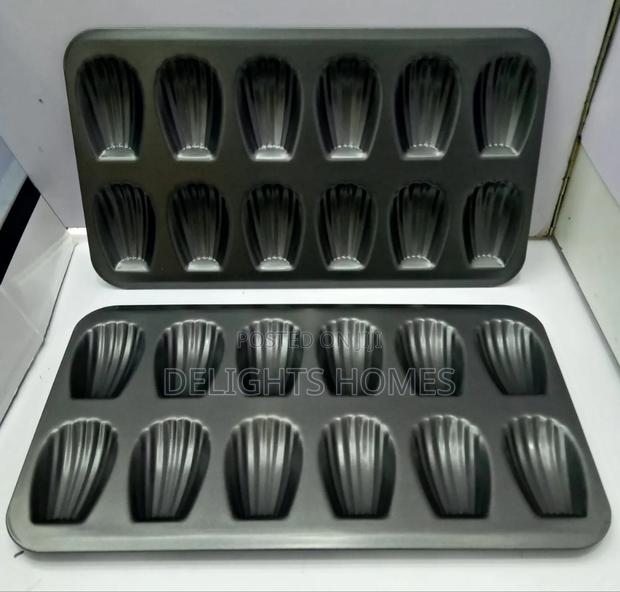 12 Slots Nonstick Cookie Madeleines Baking Tin-P - thumbnail 2