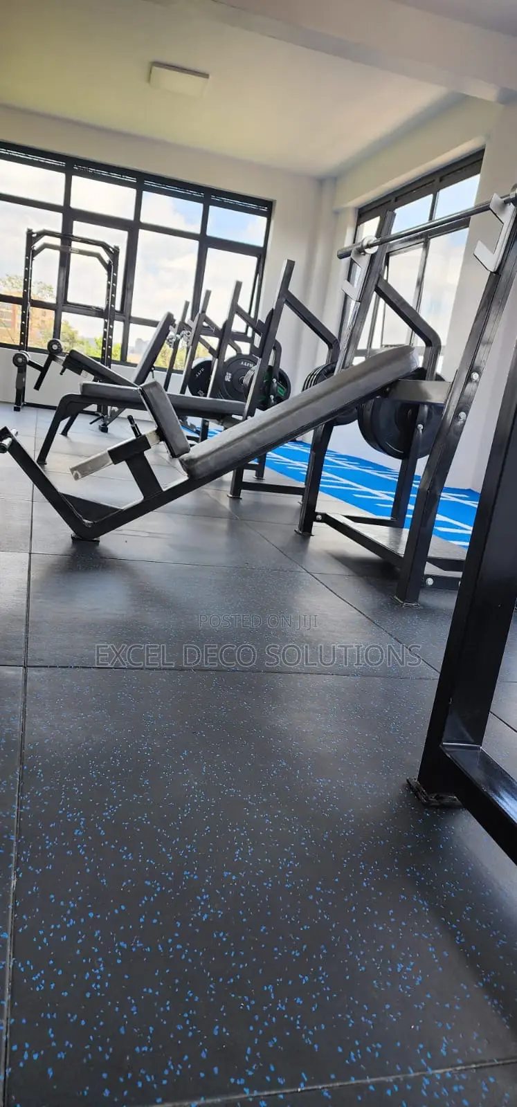 Premium Rubber Gym Flooring Tiles – Interlocking 20mm Mats