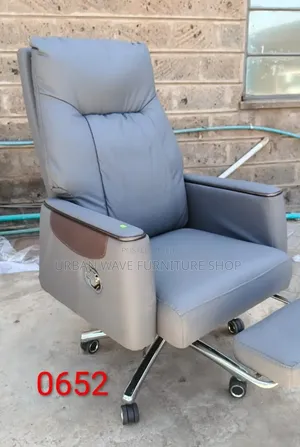 0652 Office Presidential Office Chair