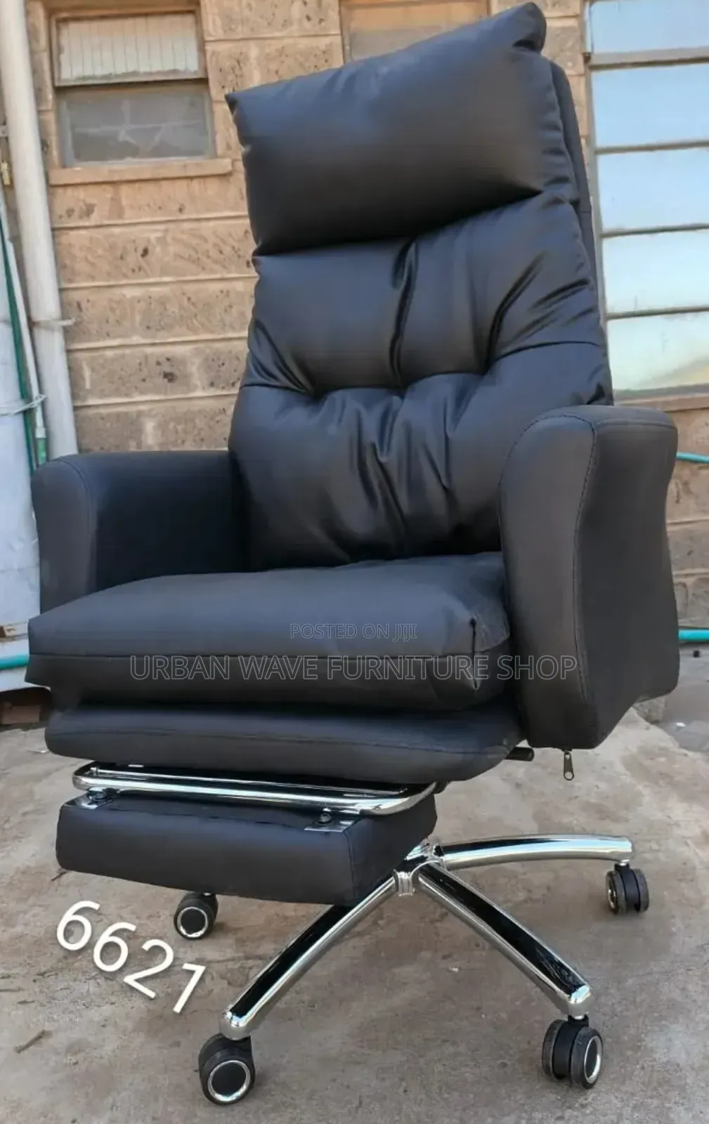Black Leather Heavy Duty Executive Director Chair
