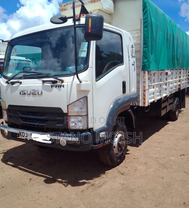 Isuzu FRR 90 Truck - thumbnail 2