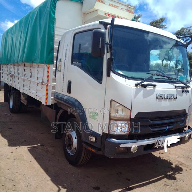 Isuzu FRR 90 Truck - thumbnail 4