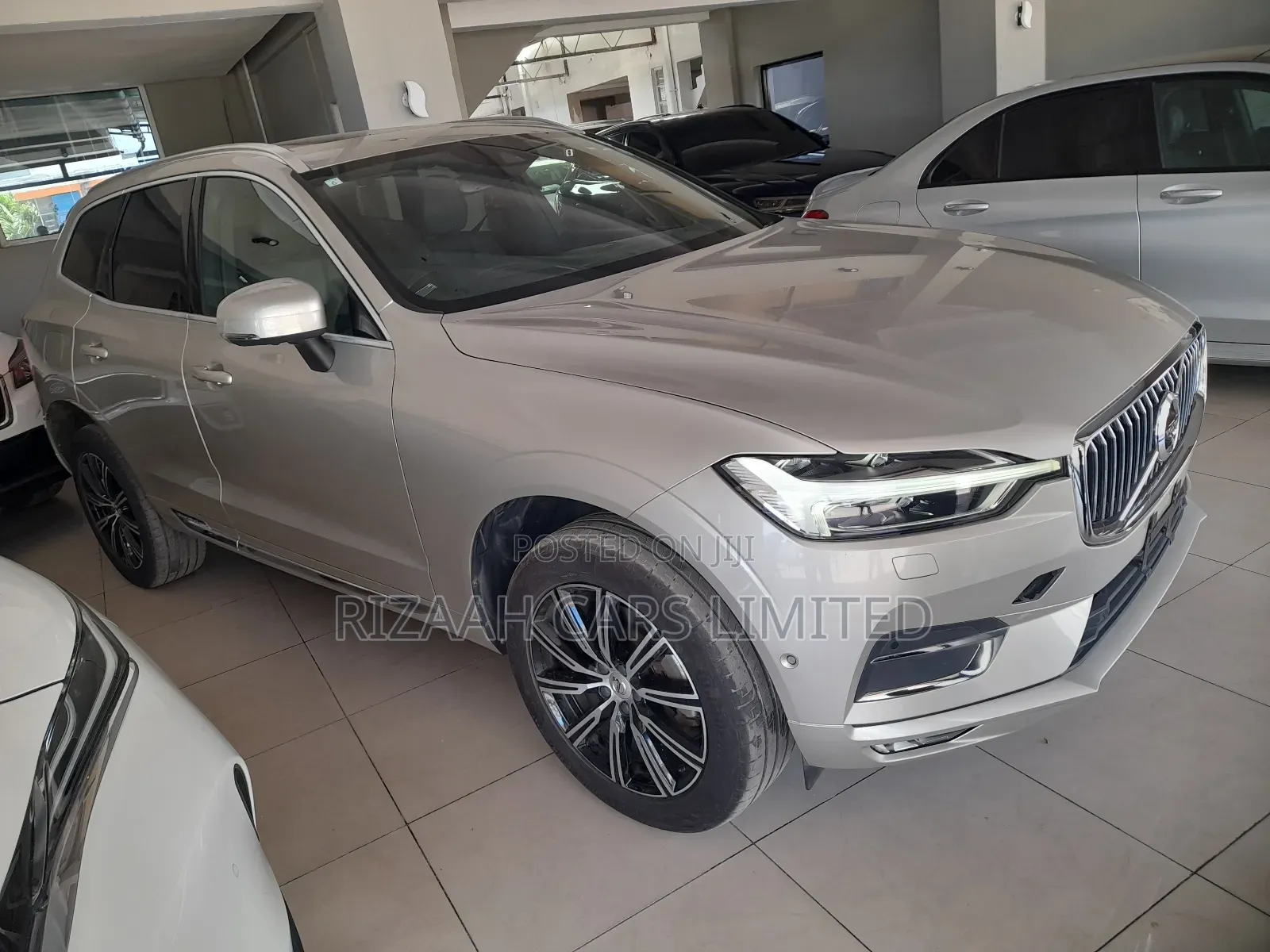 Volvo XC60 2020 Beige