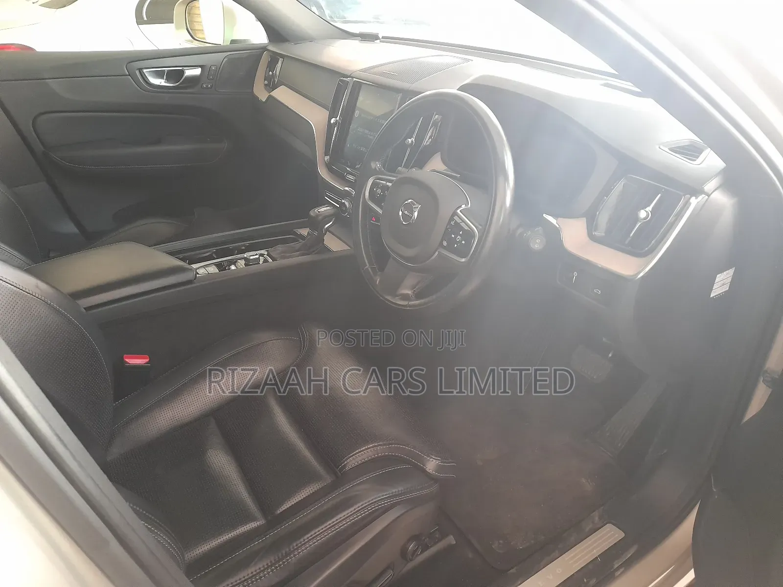 Volvo XC60 2020 Beige