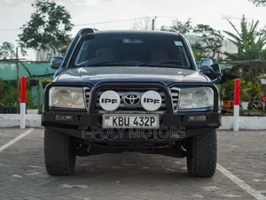 Toyota Land Cruiser 2006 Blue