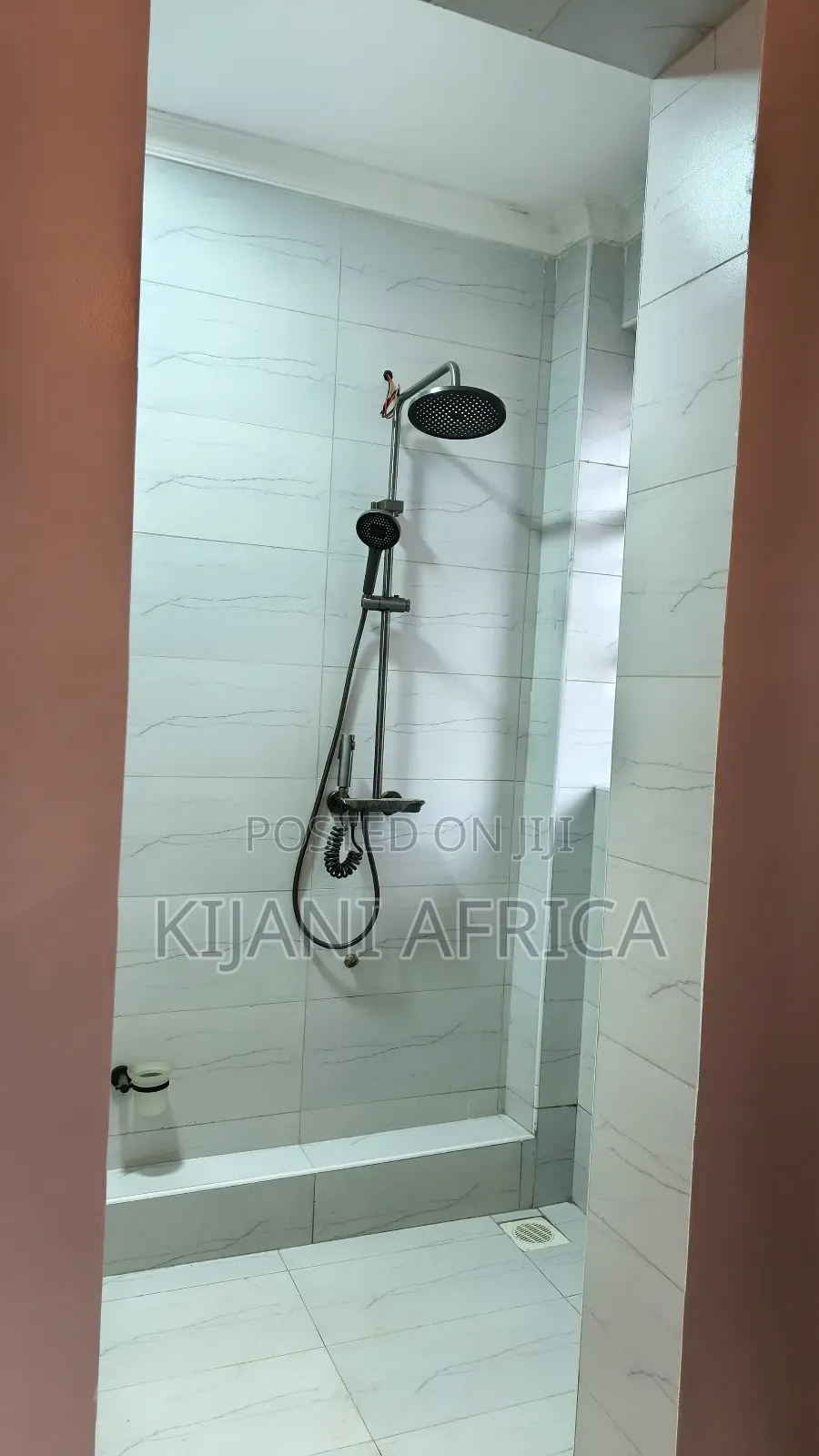 3bdrm Apartment in Thogoto for sale