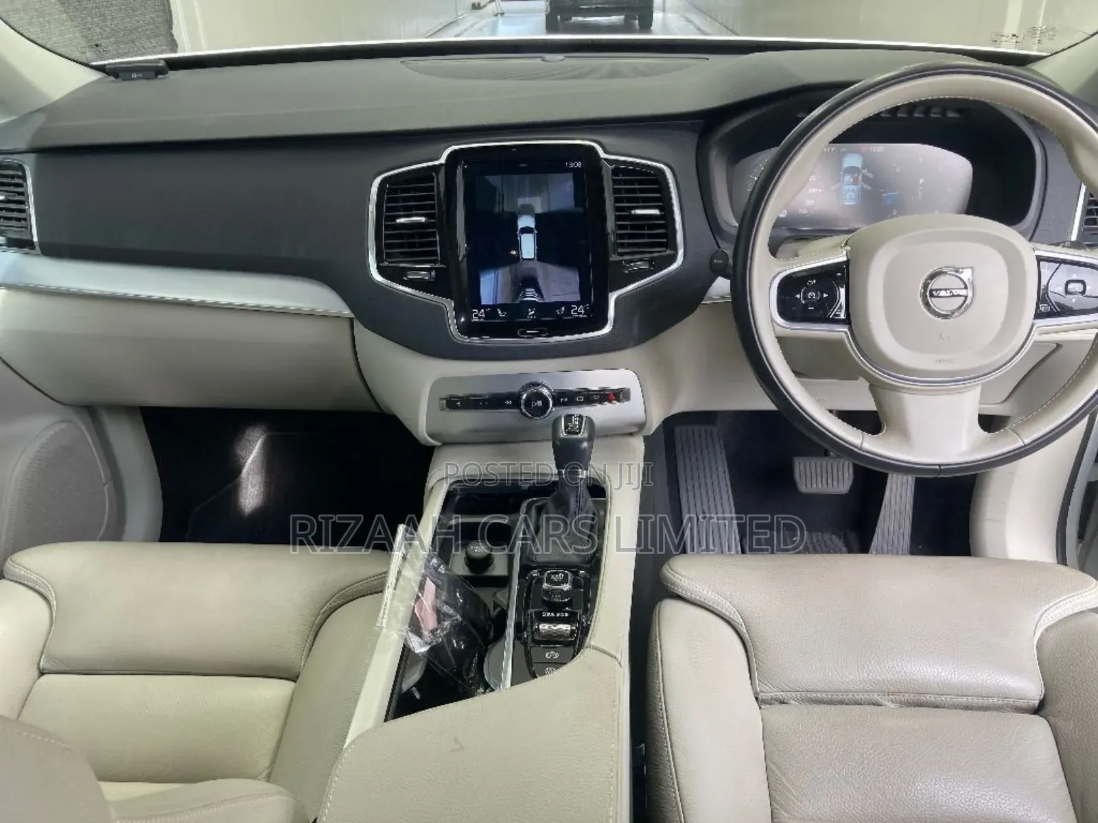 Volvo XC90 2019 White