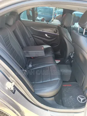 Mercedes-Benz E300 2016 Gray