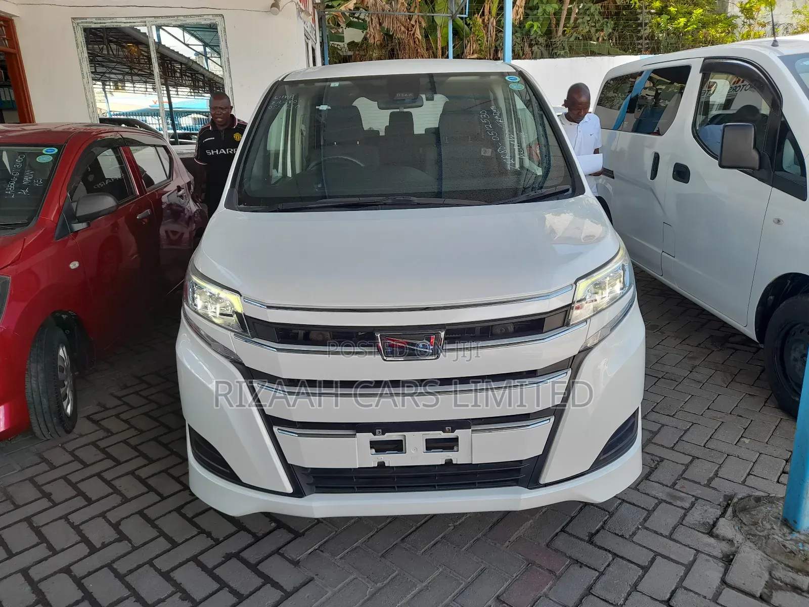 Toyota Noah 2018