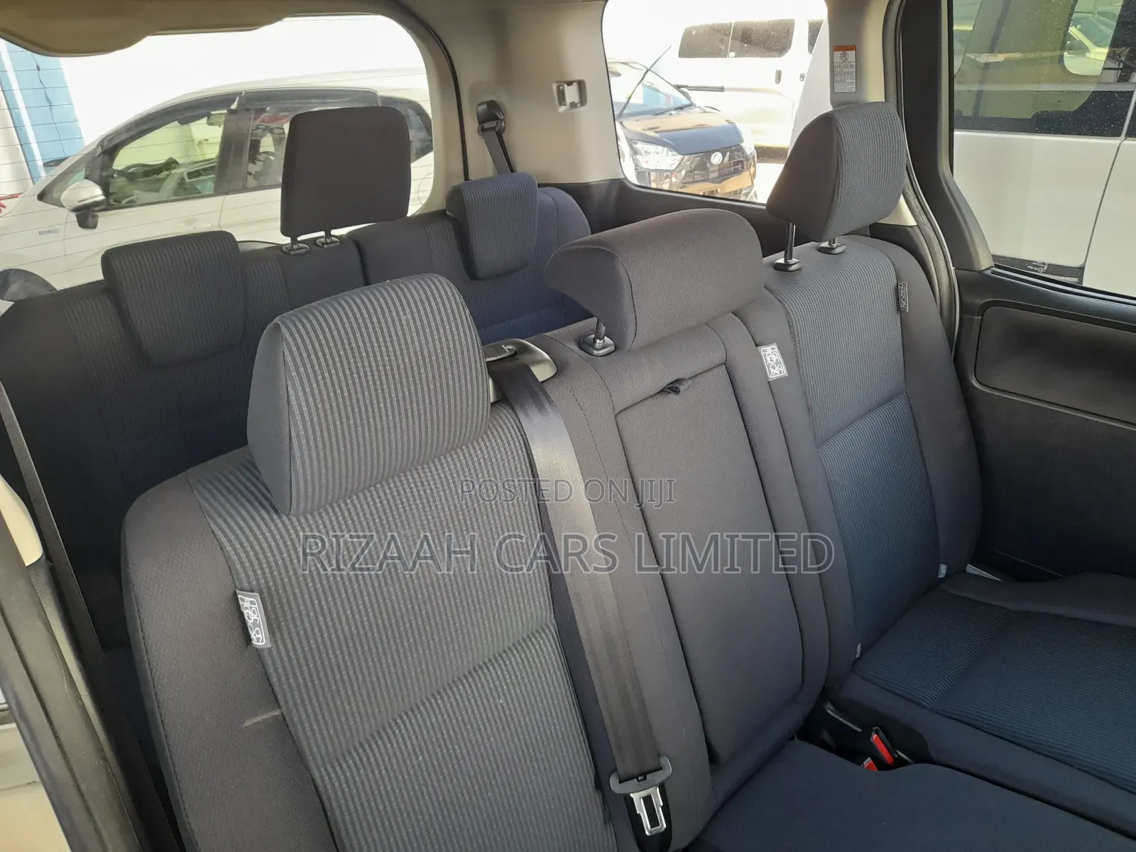 Toyota Noah 2018