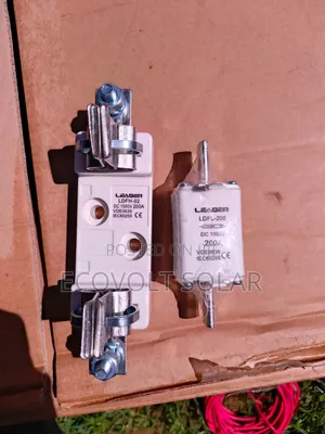200a 1,000vdc Battery Fuse Complete With Puller