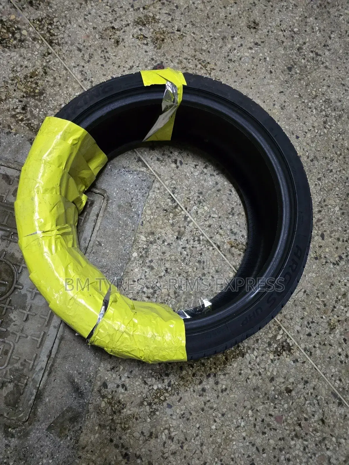 245 /35 R19 Roadking Tyres (Xl)