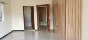 4bdrm Bungalow in Ngoingwa for sale