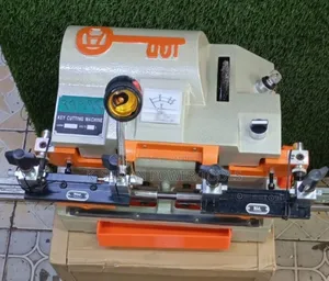 Imporeted Heavy Duty Key Cutting Machine/Key Cutting Machine