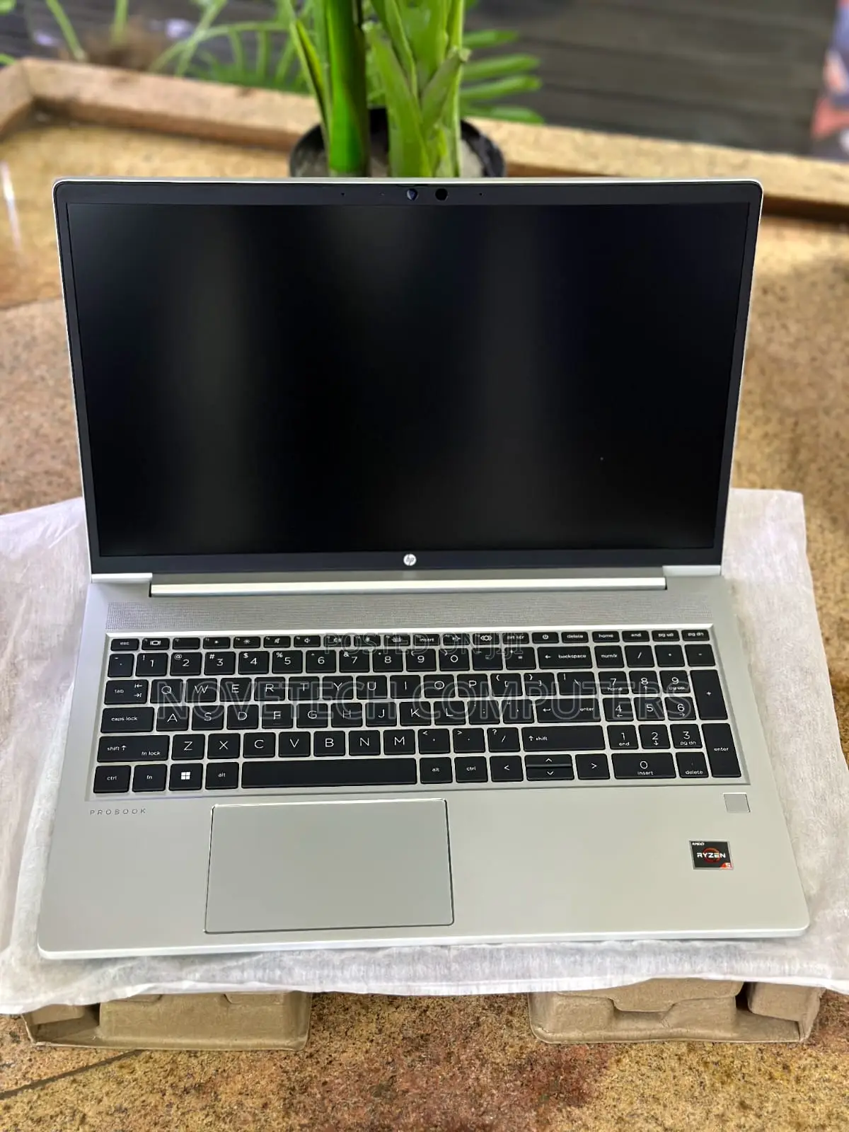 New Laptop HP ProBook 455 8GB AMD Ryzen 5 SSD 512GB
