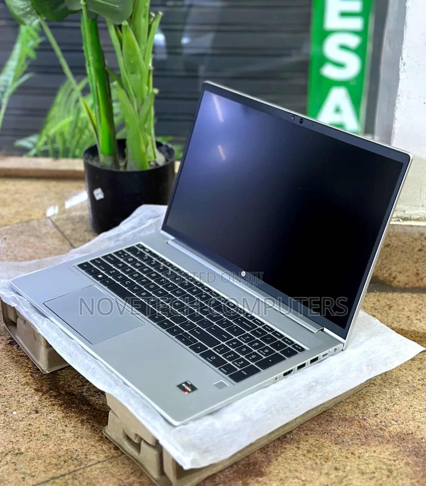 New Laptop HP ProBook 455 8GB AMD Ryzen 5 SSD 512GB