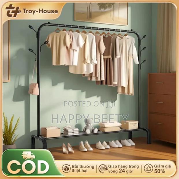 Floor Standing Rack With Movable Wheels