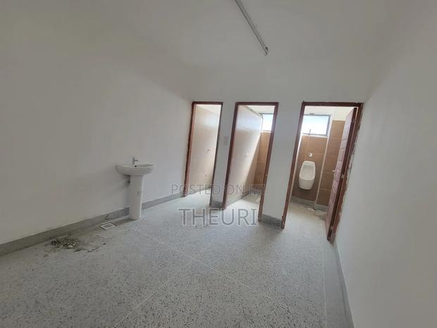 7457 Square Feet Warehouse to Let in Mlolongo - thumbnail 2