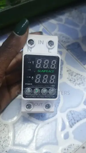 Adjustable Voltage Protector