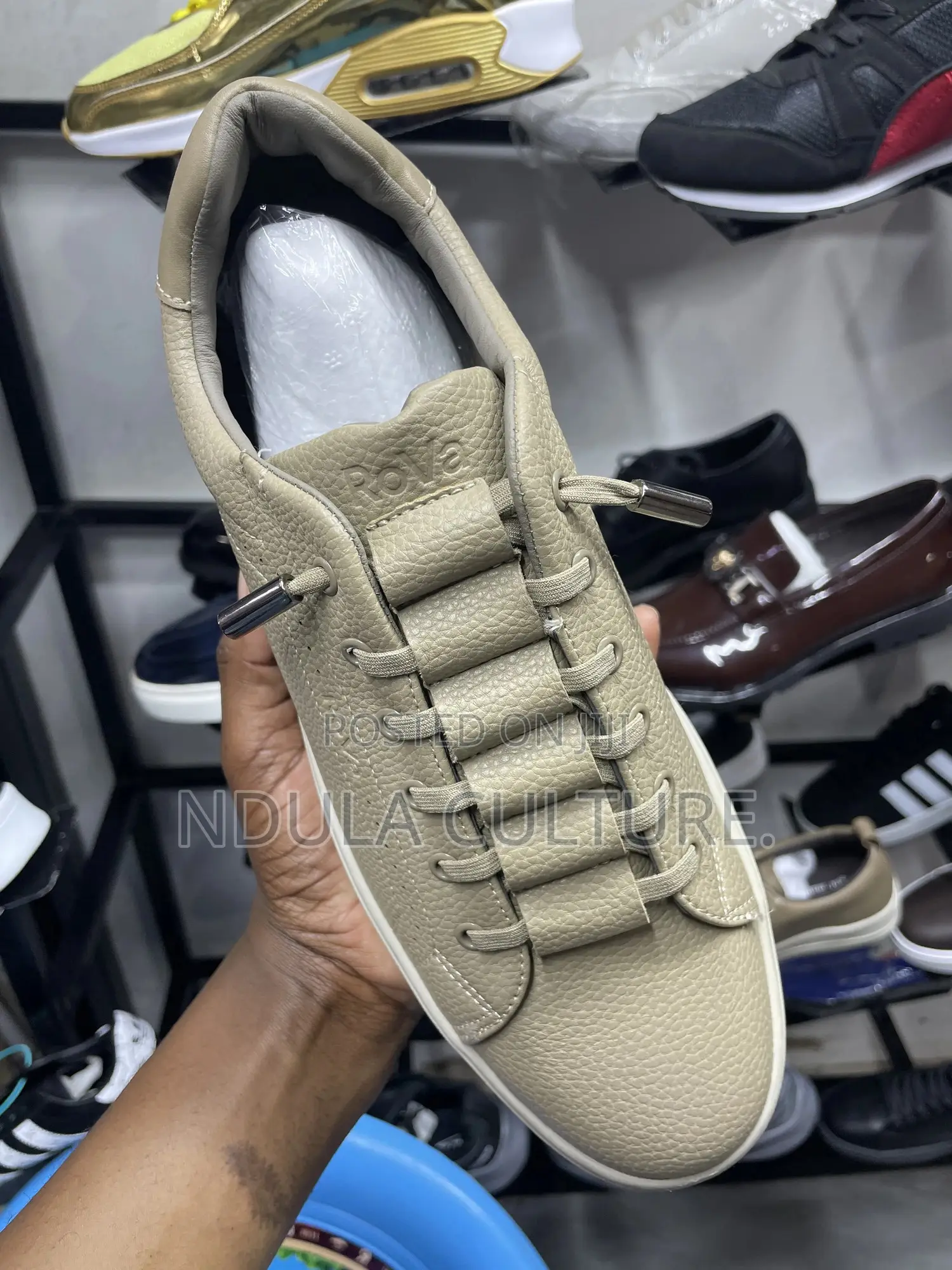 Mens Casual Sneakers Rova