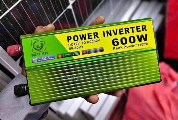 Brand New/600w Solar Inverter Dc to Ac