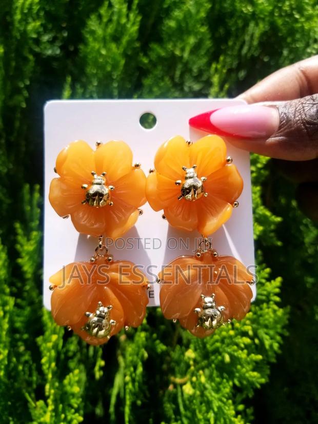 Bold and Unique Statement Earrings - thumbnail 15