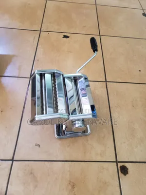 Marcato Pasta Machine\ Manual Pasta Machine