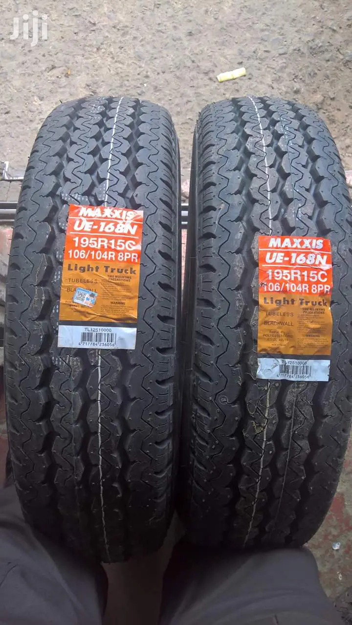 195r15 Maxxis