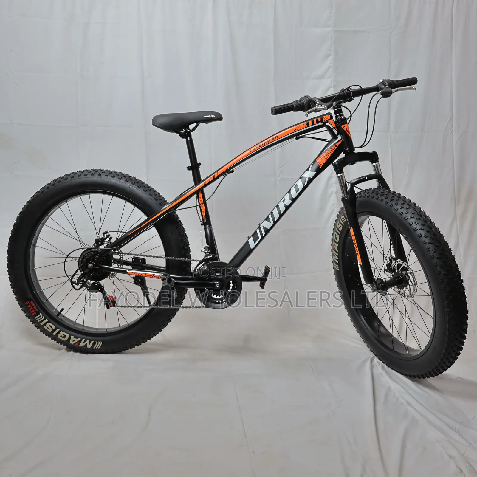Strong Unirox MTB Bicycle Fat Bike for Rough Roads