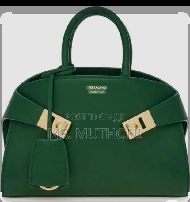 Salvatore Ferragamo Hug Handbag - thumbnail 6