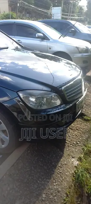 Mercedes-Benz C200 2008 Black