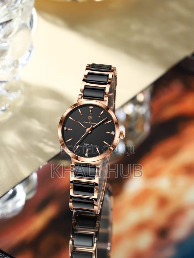 Poedagar Ladies Watch With Ceramic Straps - main view