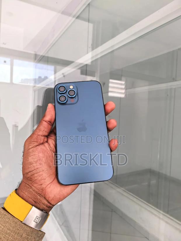 Apple iPhone 12 Pro Max 128 GB Blue - main view