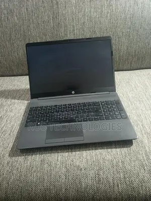 New Laptop HP 250 G10 8GB Intel Core i5 SSD 512GB