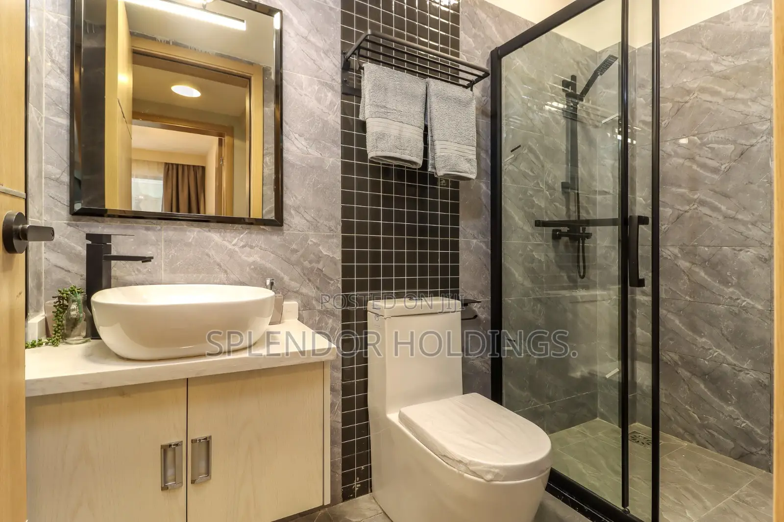 1bdrm Apartment in Valley Arcade for sale
