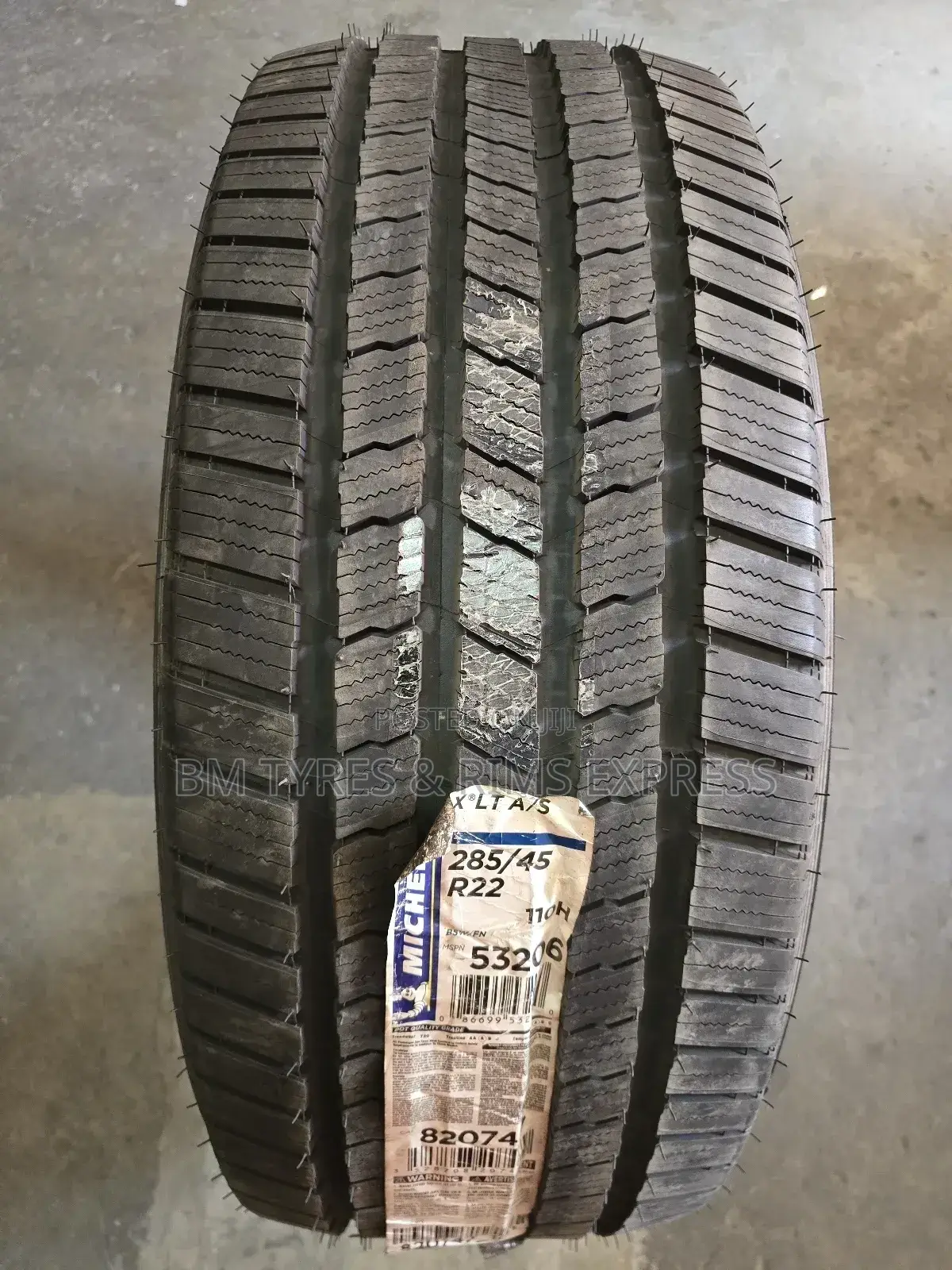285 /45 R22 Michelin Tyres (U.S.A).