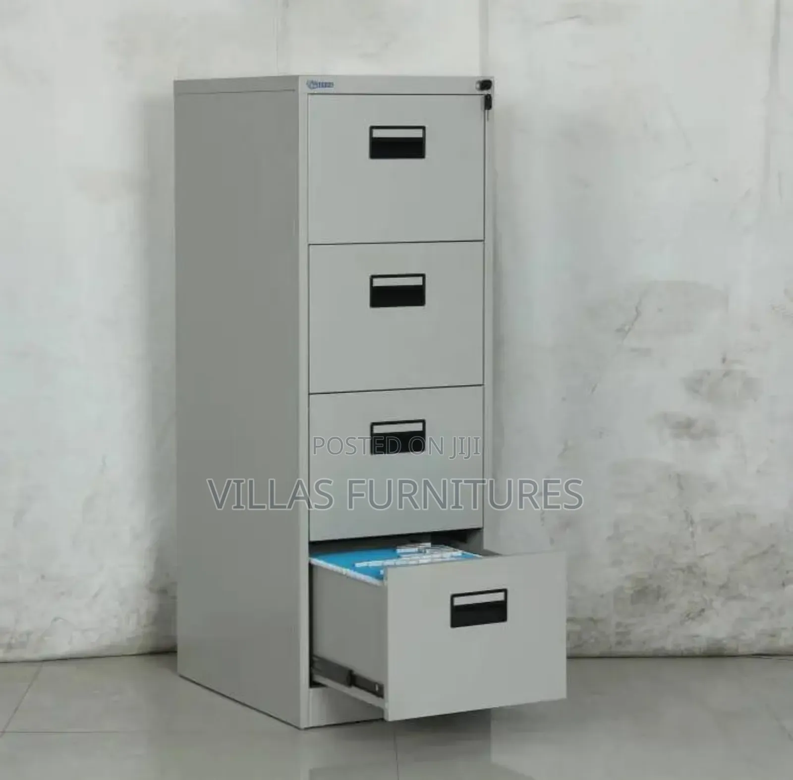 Arrange Four Drawers Metallic Filling Cabinet