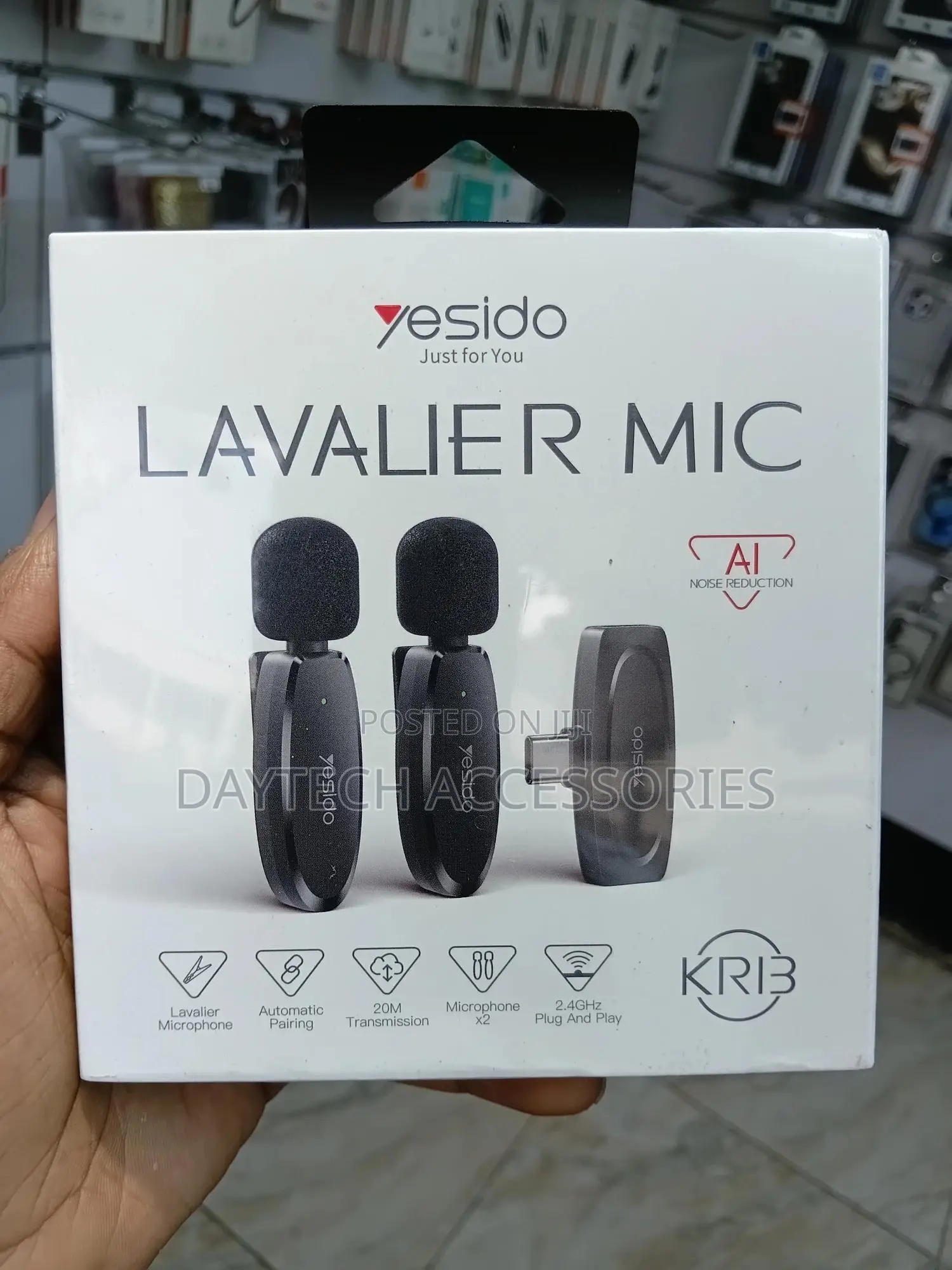 This Is a Yesido Wireless Lavalier Microphone System,