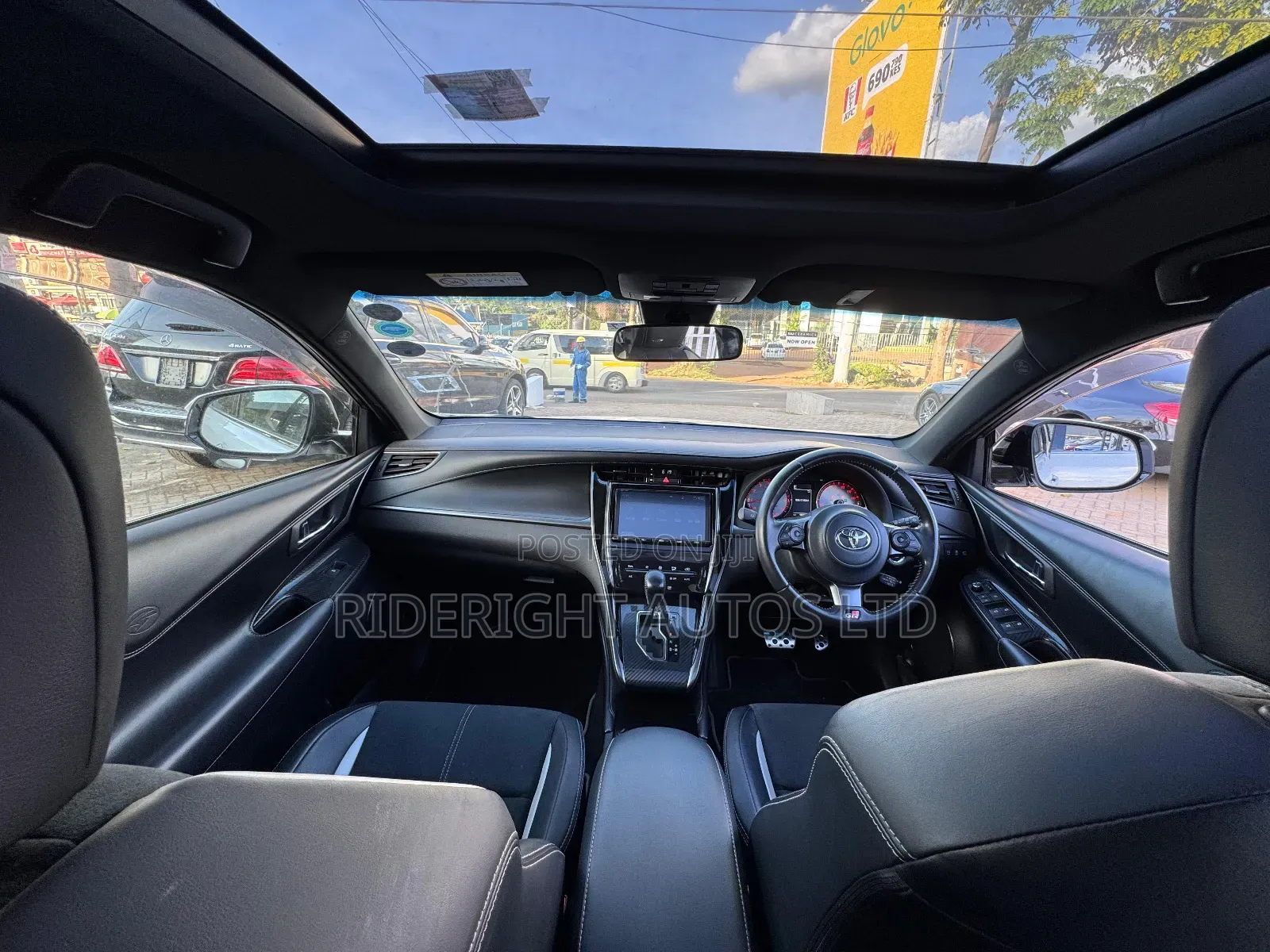 Toyota Harrier 2.0 Turbo GR Sport 2019 White