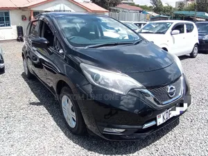 Nissan Note 2017 Black
