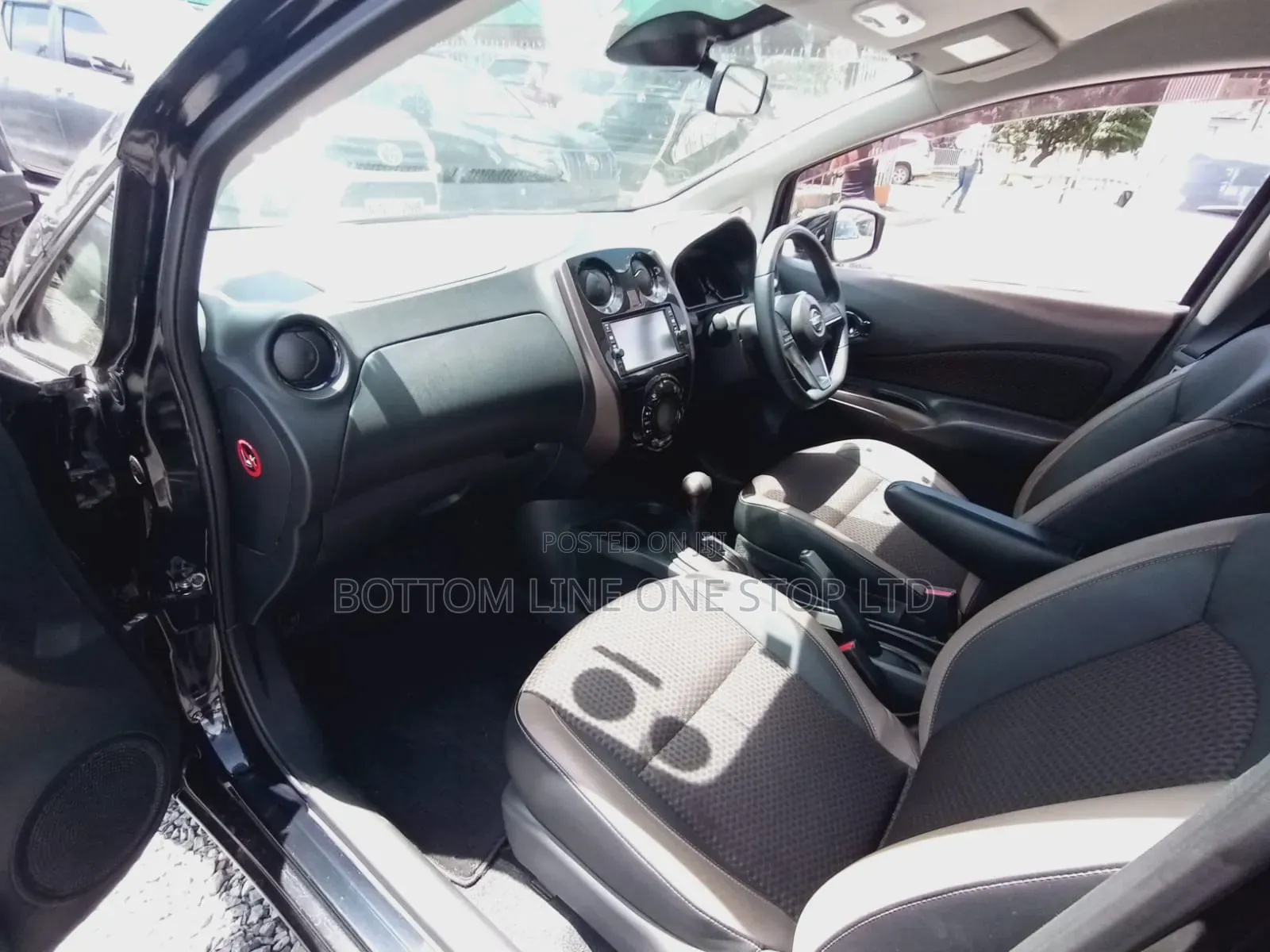 Nissan Note 2017 Black