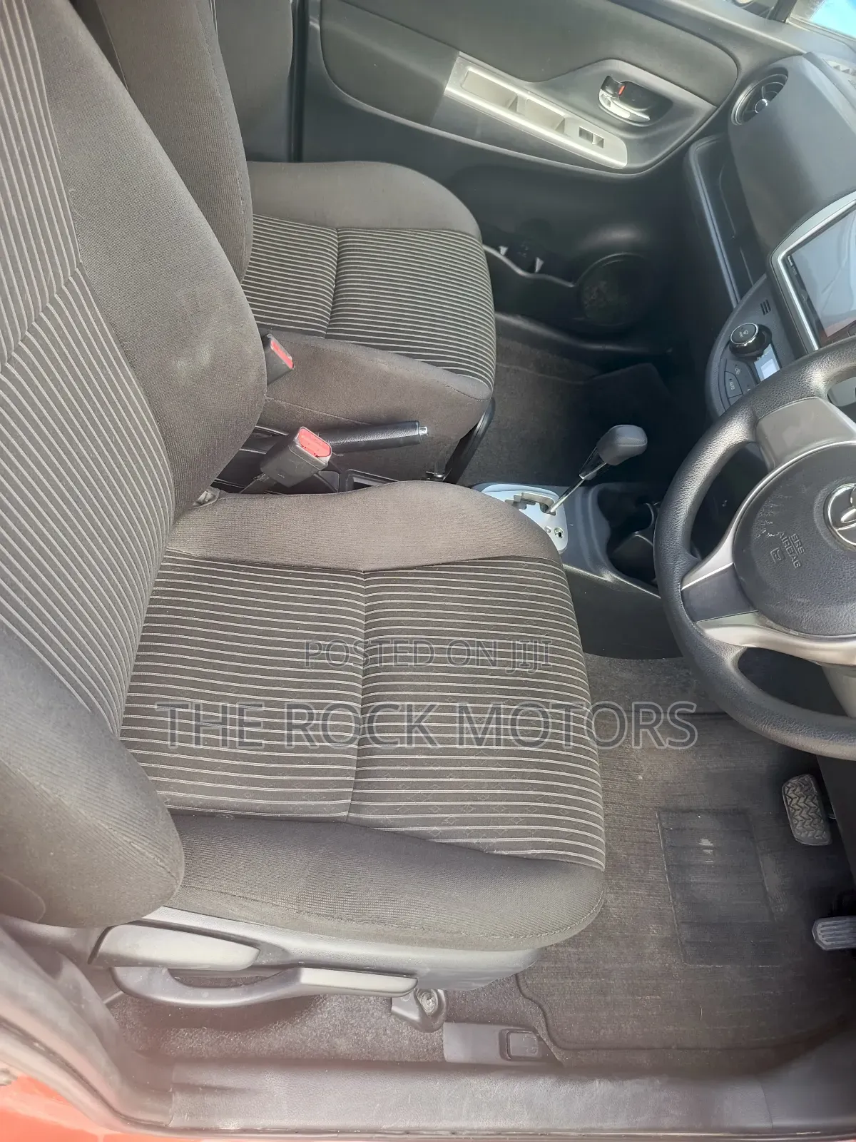 Toyota Vitz 2018 Orange