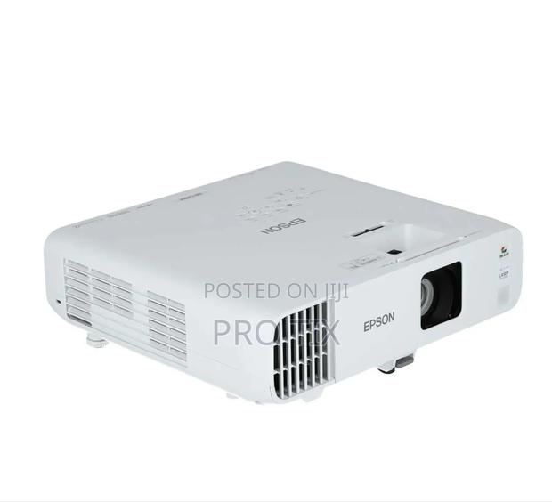 Eb-L260f Projector