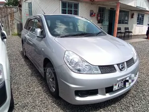 Nissan Wingroad 2017 Silver