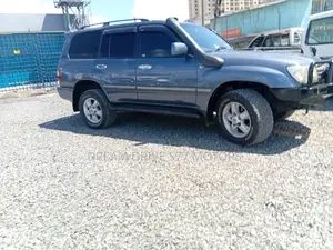 Toyota Land Cruiser 100 4.7 Executive 2006 Blue