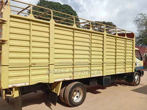 Mitsubishi Fh215 Very Clean - thumbnail 3