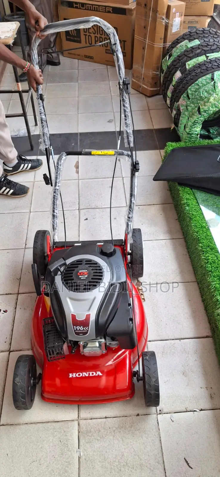 196cc Self Propelled Honda Lawn Mower