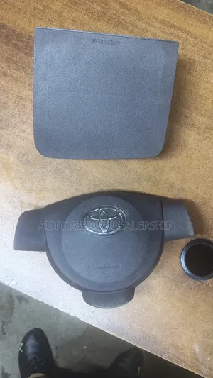 Toyota Passo Stearing Airbag and Dashboard Airbag